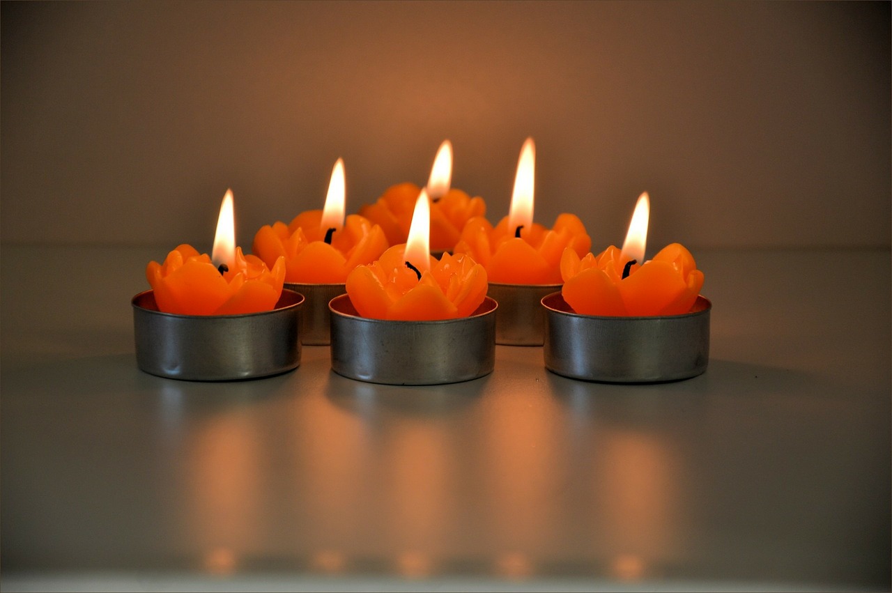 candles-314483_1280